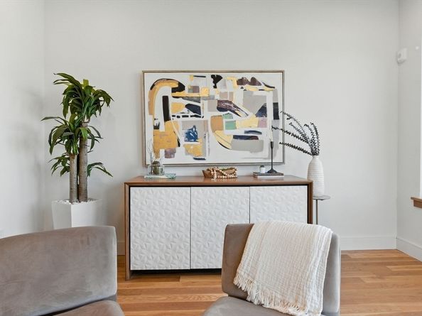 58 Kent 302, Brookline MA 02445