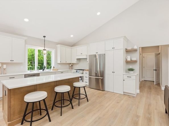 25-2 Sunset Road, Westminster MA 01473