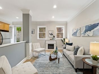 234 W Newton St
