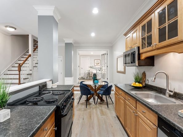 234 W Newton St 1, Boston MA 02116