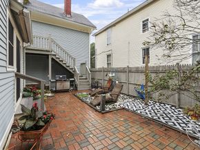 16 N Main St, West Boylston MA 01583