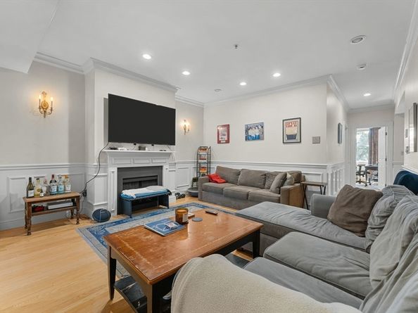 262-264 West Broadway, Boston MA 02127