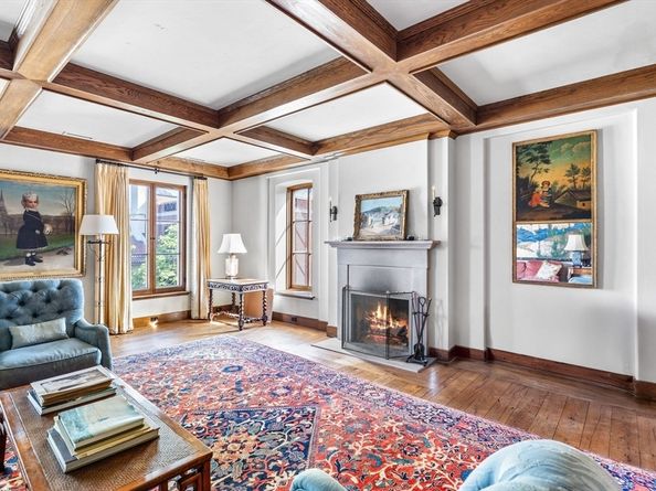 142 Chestnut Street PH, Boston MA 02108