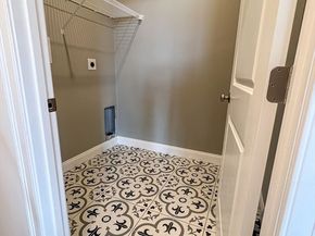 138 Mantell Rd, Uxbridge MA 01569