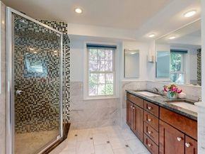 25 Allen Ave, Newton MA 02468