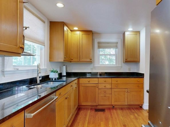 25 Allen Ave, Newton MA 02468