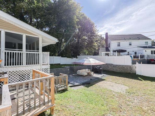 32 Melrose Street, Worcester MA 01605