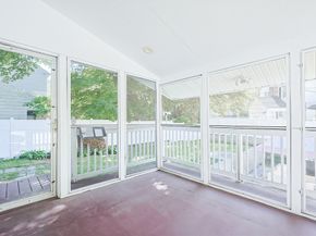 32 Melrose Street, Worcester MA 01605