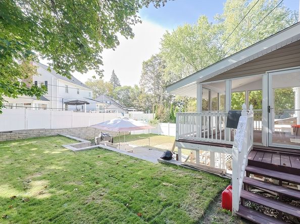 32 Melrose Street, Worcester MA 01605