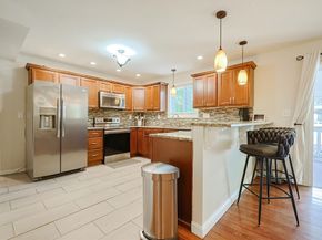 32 Melrose Street, Worcester MA 01605