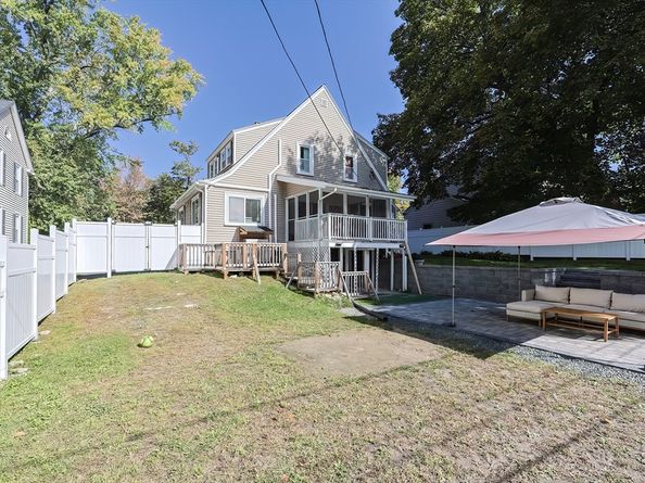 32 Melrose Street, Worcester MA 01605