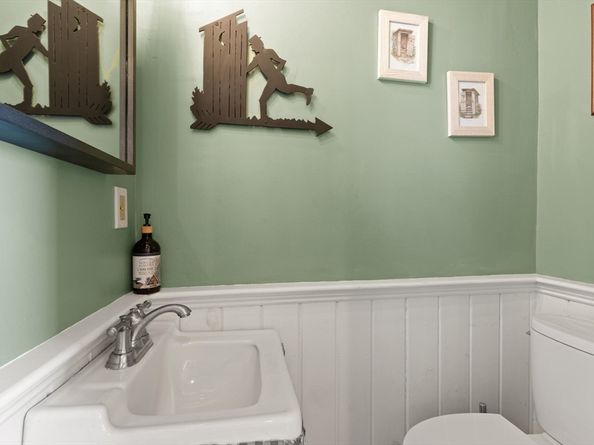 291 Plimpton St, Walpole MA 02081
