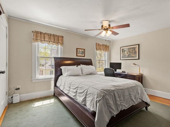 291 Plimpton St, Walpole MA 02081