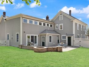 291 Plimpton St, Walpole MA 02081
