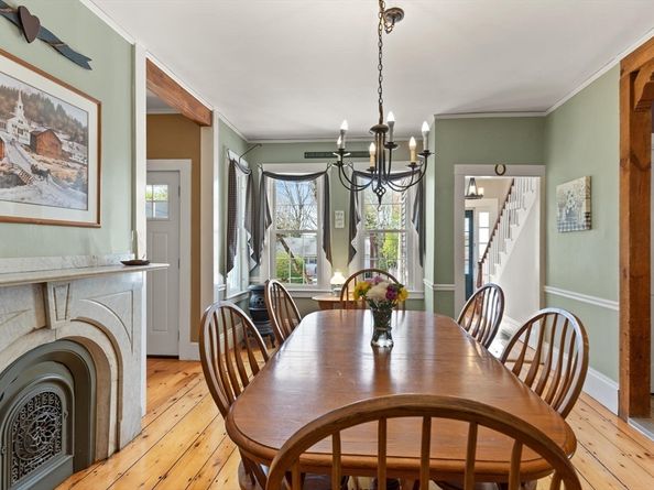 291 Plimpton St, Walpole MA 02081