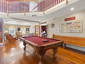 291 Plimpton St, Walpole MA 02081