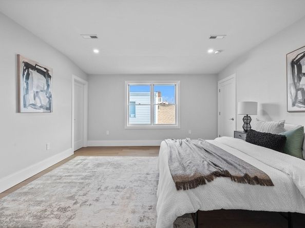39-41 Bonner Avenue PH, Medford MA 02155