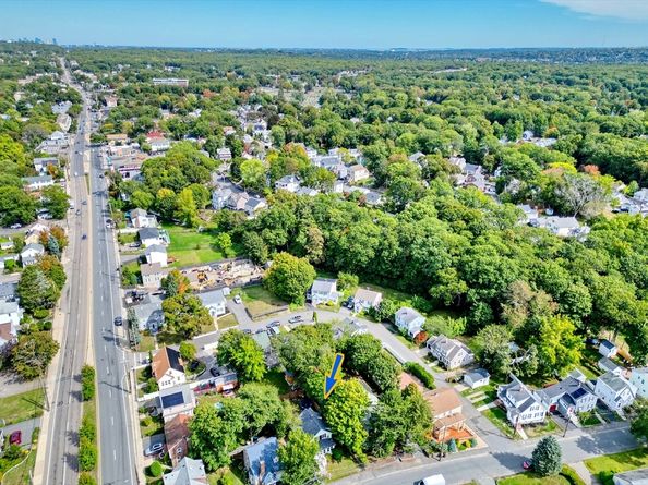 235 Curve St, Dedham MA 02026