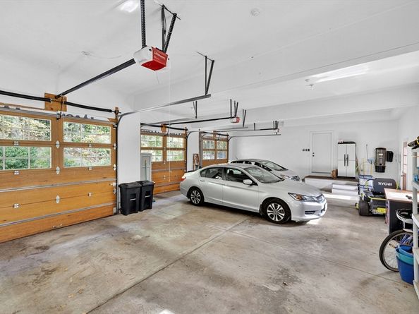 44 Baker Bridge Rd, Lincoln MA 01773