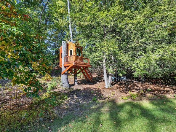 44 Baker Bridge Rd, Lincoln MA 01773