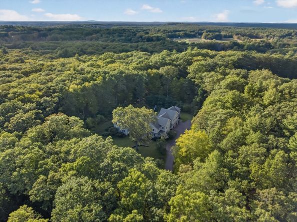 44 Baker Bridge Rd, Lincoln MA 01773