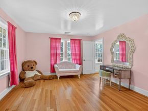 44 Baker Bridge Rd, Lincoln MA 01773