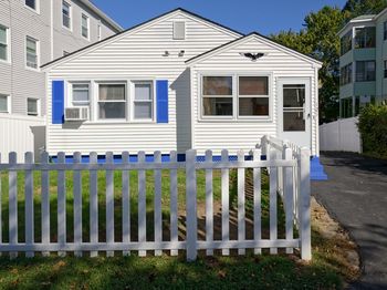 121 Pilgrim Ave