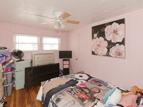 121 Pilgrim Ave, Worcester MA 01604