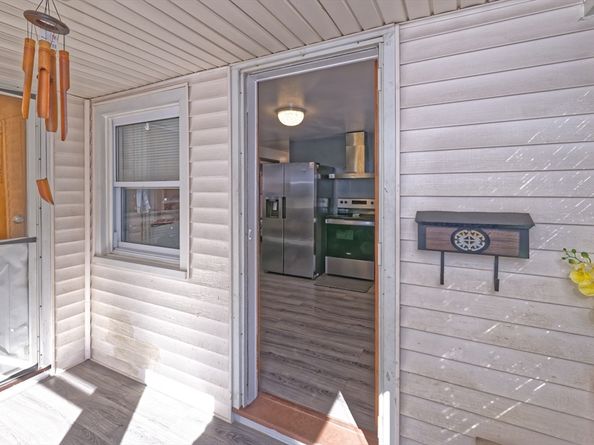 121 Pilgrim Ave, Worcester MA 01604