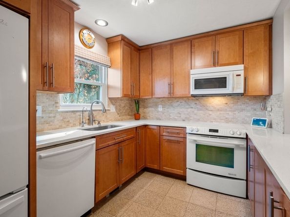 2259 Commonwealth Ave. 2259, Newton MA 02466