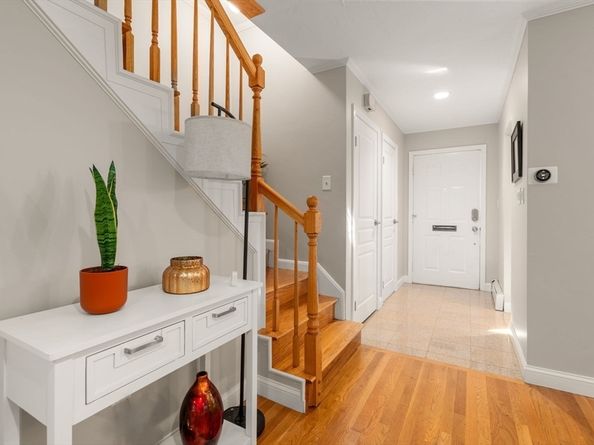 2259 Commonwealth Ave. 2259, Newton MA 02466