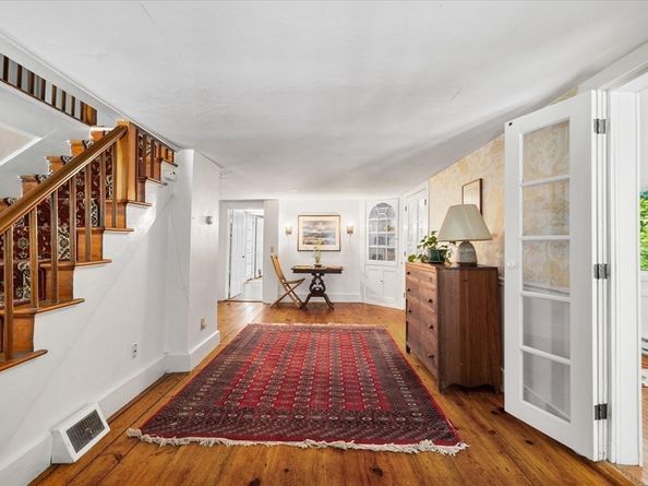 9 Ball Hill Rd, Princeton MA 01541