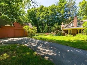 9 Ball Hill Rd, Princeton MA 01541