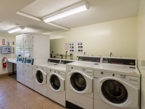 103 Grove St 337, Rockland MA 02370