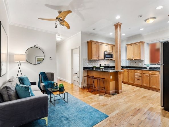 159 Harvard Street 1R, Medford MA 02155
