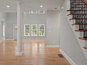241 Lake Ave, Worcester MA 01604