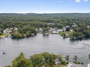 241 Lake Ave, Worcester MA 01604