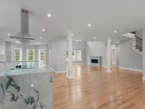 241 Lake Ave, Worcester MA 01604