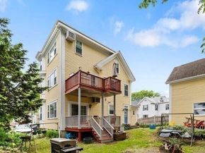 24 Park St, Wakefield MA 01880