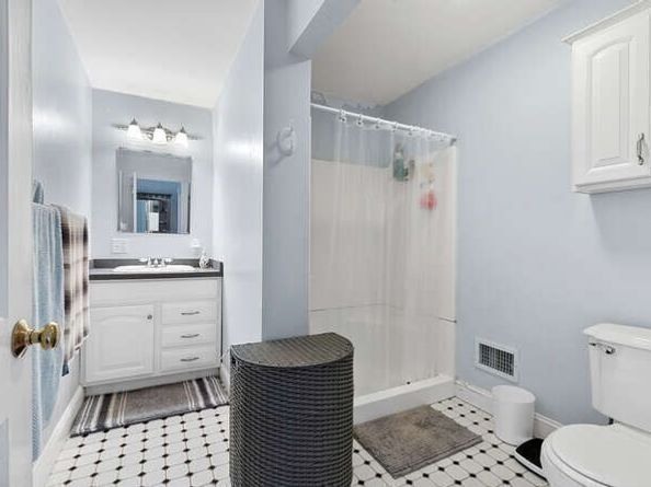 24 Park St, Wakefield MA 01880