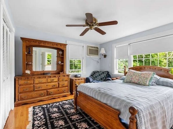 24 Park St, Wakefield MA 01880