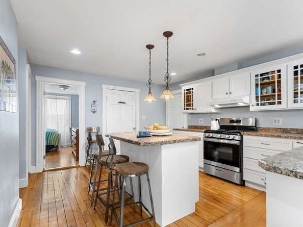 24 Park St, Wakefield MA 01880