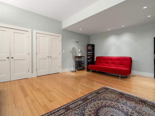 1313 Washington St 330, Boston MA 02118