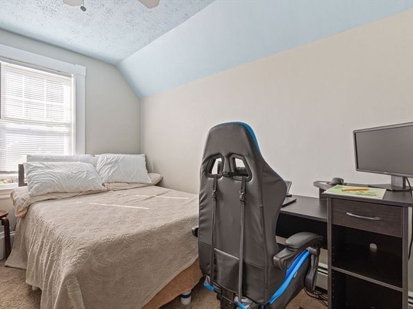 52 Norwood St, Marlborough MA 01752