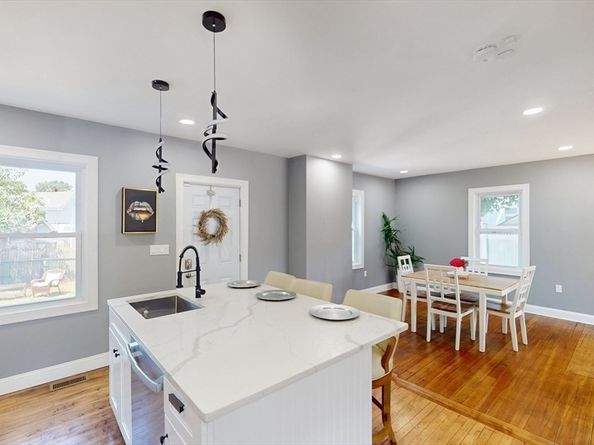 79 Kinsley, Stoughton MA 02072