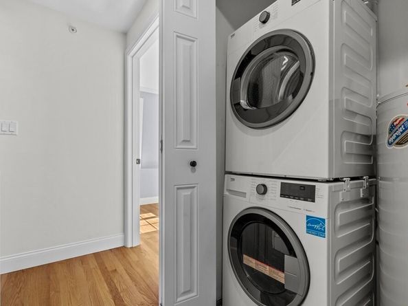 11 Wiget St 114, Boston MA 02113