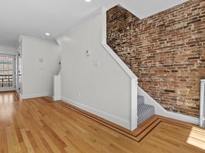 11 Wiget St 114, Boston MA 02113