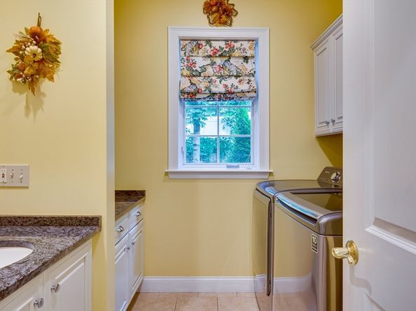 14 Nassau Drive, Winchester MA 01890