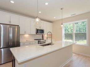 300 Martins Landing 107, North Reading MA 01864