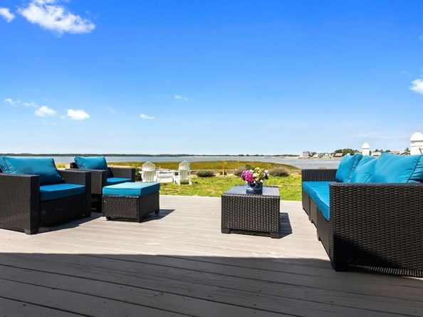 163 Old Point Rd, Newburyport MA 01950